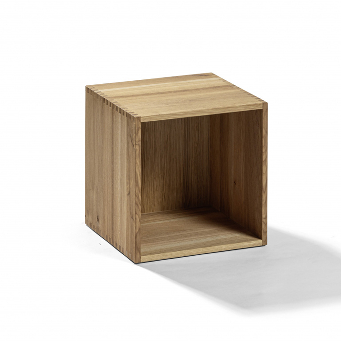box_vorne_offen_1896935214